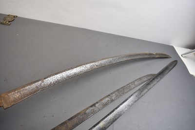 Lot 809 - A 1796 PATTERN HEAVY CAVALRY OFFICER'S SWORD BLADE