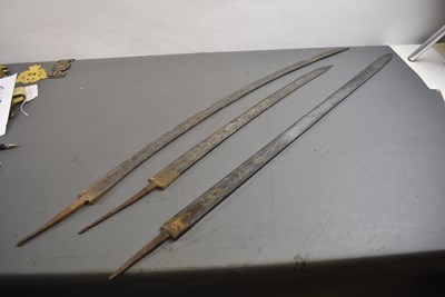 Lot 809 - A 1796 PATTERN HEAVY CAVALRY OFFICER'S SWORD BLADE