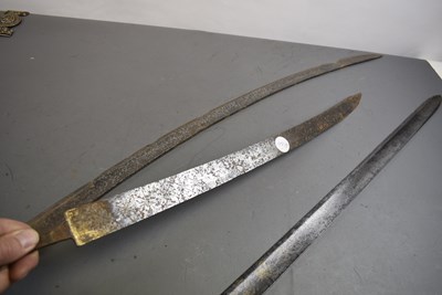 Lot 809 - A 1796 PATTERN HEAVY CAVALRY OFFICER'S SWORD BLADE