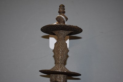 Lot 247 - A 19TH CENTURY NEPALESE KORA OR SWORD