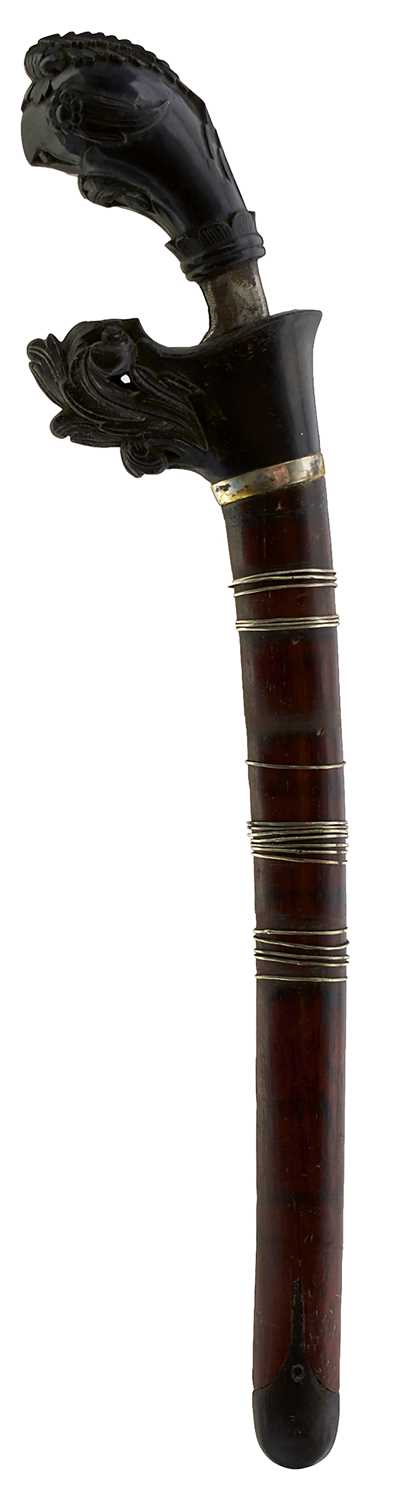 Lot 222 - A MALAYAN TUMBOK LADA OR DAGGER