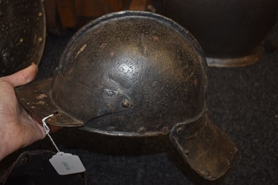 Lot 414 - A 17TH CENTURY ENGLISH CIVIL WAR PERIOD HARQUEBUSIER'S HELMET