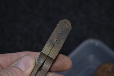 Lot 480 - AN EARLY .31 CALIBRE COLT MODEL 1849 POCKET REVOLVER BULLET MOULD
