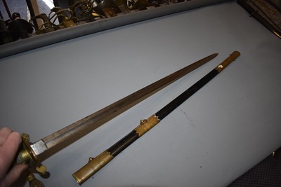 Lot 16 - A POST 1901 NAVAL OFFICER'S SWORD