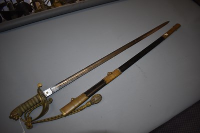 Lot 16 - A POST 1901 NAVAL OFFICER'S SWORD