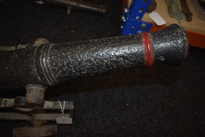 Lot 69 - A LATE 18TH OR EARLY 19TH CENTURY CAST IRON CANNON