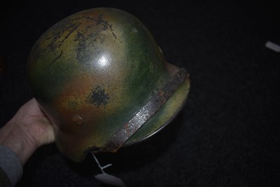 Lot 735 - A THIRD REICH M1940 GERMAN HELMET