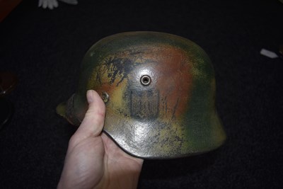 Lot 735 - A THIRD REICH M1940 GERMAN HELMET