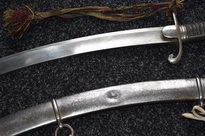 Lot 130 - A RARE 1796 PATTERN ROYAL ARTILLERY OFFICER'S FIGHTING SABRE OF WATERLOO INTEREST