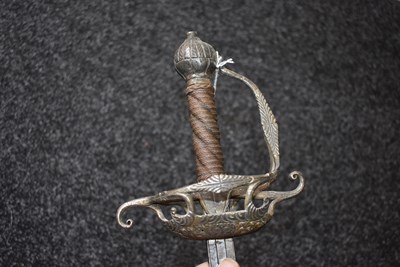 Lot 360 - AN ENGLISH CIVIL WAR PERIOD OFFICER'S RAPIER