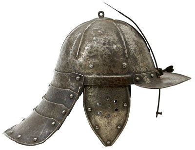 Lot 863 - A MID-17TH CENTURY ENGLISH CIVIL WAR PERIOD LOBSTER TAILED POT OR HELMET