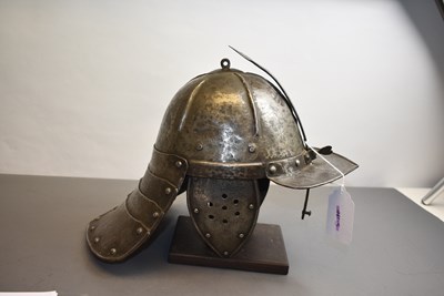 Lot 863 - A MID-17TH CENTURY ENGLISH CIVIL WAR PERIOD LOBSTER TAILED POT OR HELMET