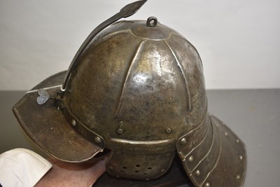 Lot 863 - A MID-17TH CENTURY ENGLISH CIVIL WAR PERIOD LOBSTER TAILED POT OR HELMET