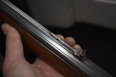 Lot 472 - A VERY RARE 20-BORE FRENCH FLINTLOCK CARABINE DE VERSAILLES