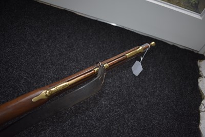 Lot 472 - A VERY RARE 20-BORE FRENCH FLINTLOCK CARABINE DE VERSAILLES