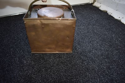 Lot 459 - A SQUARE FORM WALKER POWDER MAGAZINE