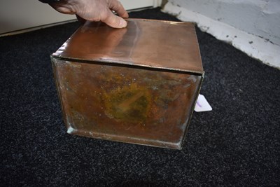 Lot 459 - A SQUARE FORM WALKER POWDER MAGAZINE