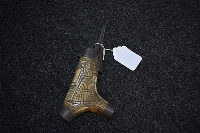 Lot 349 - A 16TH CENTURY GERMAN MUSKETEER'S POWDER FLASK