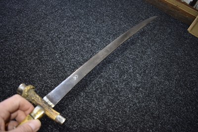 Lot 301 - AN ENGLISH ALL STAG'S HORN HILTED HANGER OR SWORD