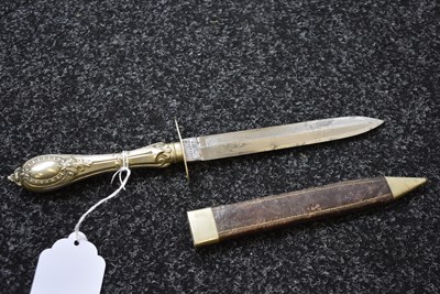 Lot 844 - A BOWIE KNIFE BY MANSON