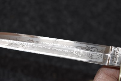 Lot 844 - A BOWIE KNIFE BY MANSON