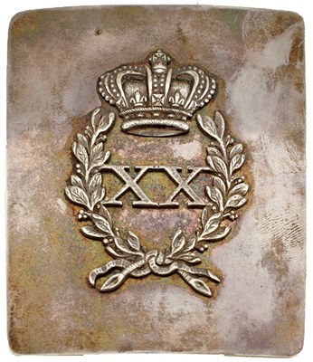 Lot 768 - A GEORGIAN OFFICER'S SHOLDER BELT PLATE TO THE 20TH REGIMENT OF FOOT (EAST DEVON)