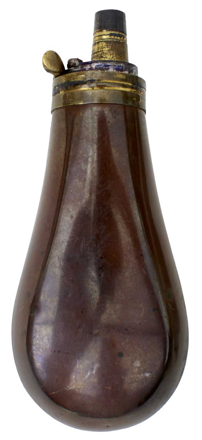 Lot 440 - A PISTOL SIZED POWDER FLASK