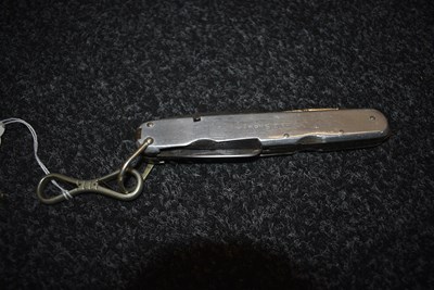 Lot 578 - A LARGE VICTORIAN SPORTSMAN'S POCKET KNIFE WITH CARTRIDGE EXTRACTOR