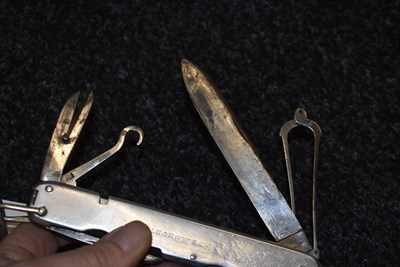 Lot 578 - A LARGE VICTORIAN SPORTSMAN'S POCKET KNIFE WITH CARTRIDGE EXTRACTOR