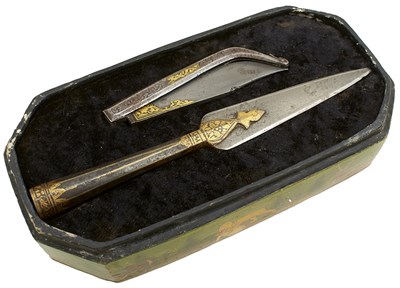 Lot 295 - A GOOD CASED SET OF INDO-PERSIAN DAMASCUS WEAPONS