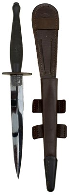 Lot 894 - A POST WAR SECOND PATTERN FAIRBAIRN-SYKES COMMANDO KNIFE OR DAGGER