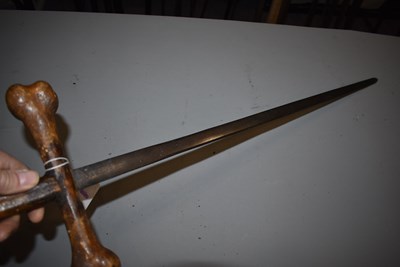 Lot 180 - A 19TH CENTURY MASONIC OR MEMENTO-MORI SWORD