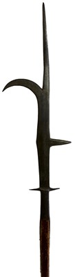 Lot 410 - AN EARLY 16TH CENTURY ITALIAN RONCONE OR POLEARM