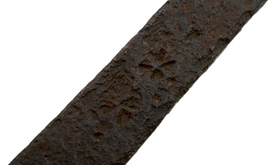 Lot 421 - A KNIGHTLY SWORD
