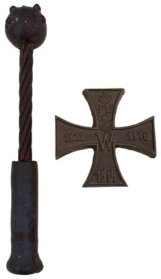 Lot 884 - A FIRST WAR PERIOD GERMAN TRENCH CLUB