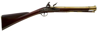 Lot 455 - A FLINTLOCK BRASS BARRELLED BLUNDERBUSS BY HADLEY OF LONDON