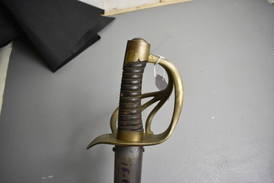 Lot 275 - A WATERLOO PERIOD FRENCH CUIRASSIER'S SWORD