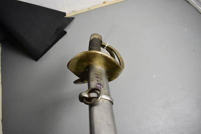 Lot 275 - A WATERLOO PERIOD FRENCH CUIRASSIER'S SWORD