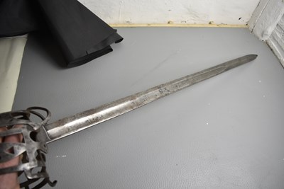 Lot 320 - A SCOTTISH BASKET HILTED BACK SWORD TO THE 42ND REGIMENT (THE BLACK WATCH)
