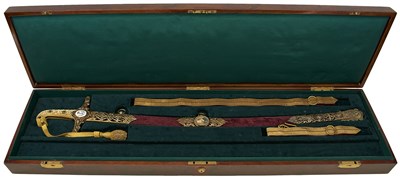 Lot 262 - A FINE CASED VICTORIAN PRESENTATION MAMELUKE SABRE