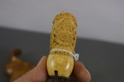 Lot 98 - A GOOD 19TH CENTURY OR EARLIER MADURA KRIS