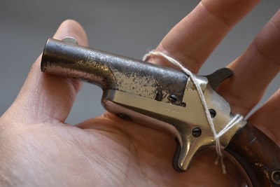 Lot 783 - A .41 CALIBRE RIMFIRE LONDON COLT NO.3 DERINGER