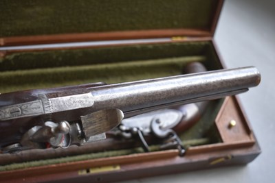 Lot 810 - A CASED PAIR OF .650 CALIBRE FLINTLOCK OFFICER'S OR CITY PISTOLS BY JAMES WILKINSON