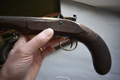 Lot 810 - A CASED PAIR OF .650 CALIBRE FLINTLOCK OFFICER'S OR CITY PISTOLS BY JAMES WILKINSON