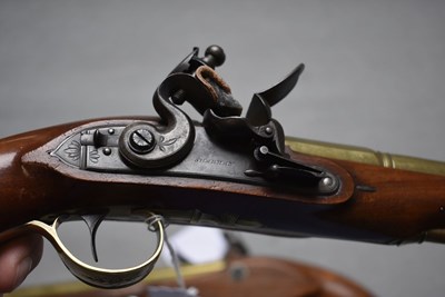 Lot 642 - A PRISTINE PAIR OF FLINTLOCK BLUNDERBUSS PISTOLS BY SHARMAN