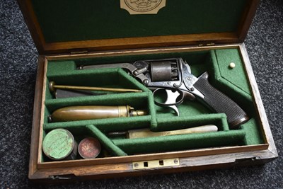 Lot 799 - A CASED 80-BORE FIVE-SHOT PERCUSSION THIRD MODEL DOUBLE TRIGGER TRANTER REVOLVER