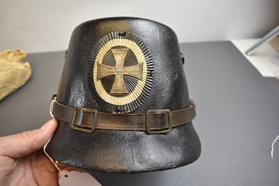 Lot 750 - A PRUSSIAN LANDWEHR RESERVIST'S SHAKO