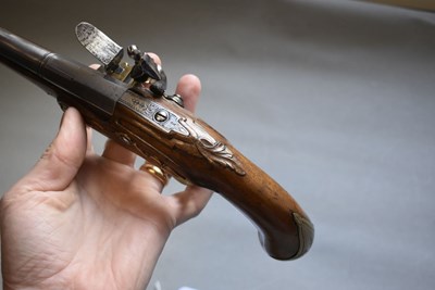 Lot 913 - A PAIR OF 25-BORE FLINTLOCK RIFLED TRAVELLING OR OFFICER'S PISTOLS