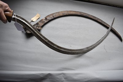 Lot 131 - A 19TH CENTURY ABYSSINIAN SHOTEL SWORD