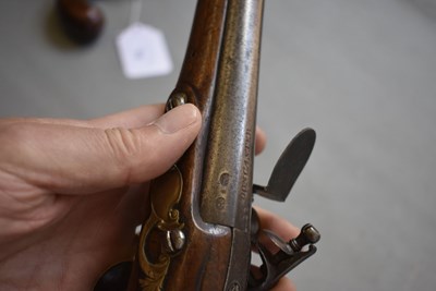 Lot 621 - AN 18TH CENTURY FLINTLOCK HOLSTER PISTOL BY ABRAHAM ELLSTON OF DONCASTER
